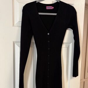 Edikted Black Long sweater Sleeve Dress size xs! Fits s, m also! Never worn !